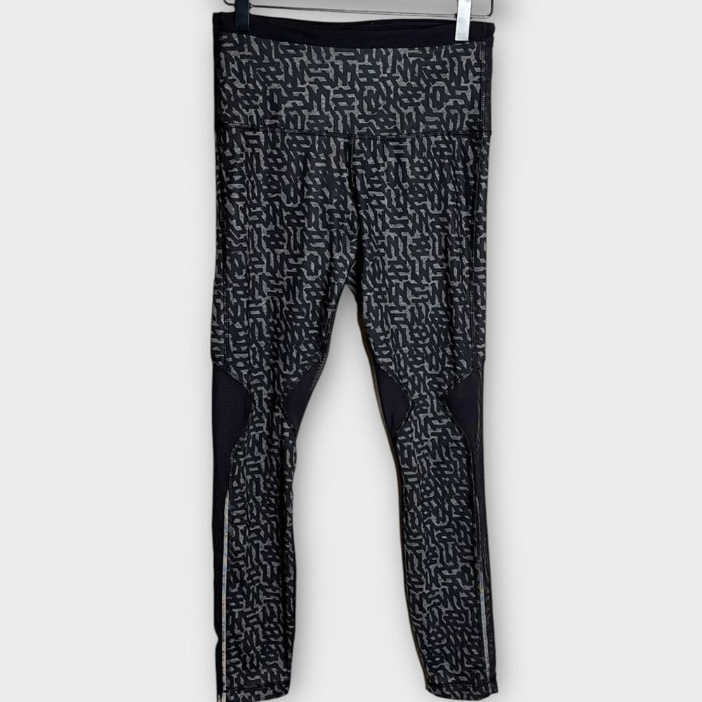 LULULEMON Running In The City 7/8 Luxtreme Mesh Geo Tight Leggings Size 6 - Picture 3 of 6